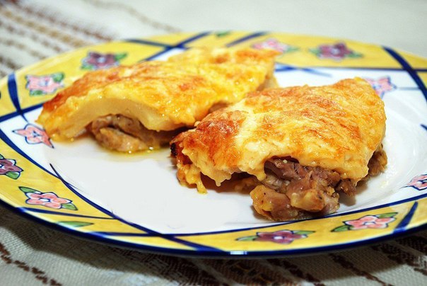 Куриные бедра с ананасом