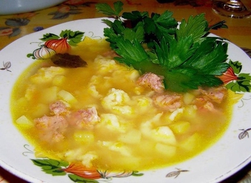Куриный суп с сырными клецками